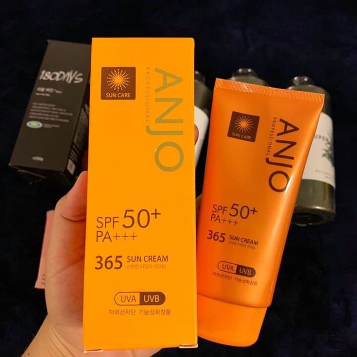 Kem Chong Nang Anjo Professional SPF 50PA 365 Sun Cream 11