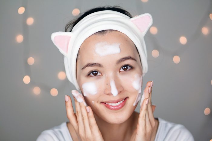 sua rua mat klairs rich moist foaming cleanser 9