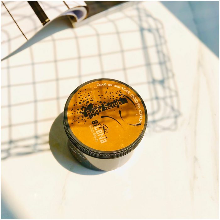 tay te bao chet body coffee scrub bilena 2