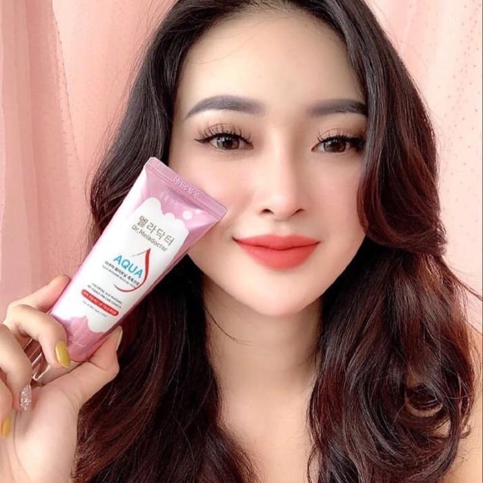 kem cap am aqua whitening moisture cream 12
