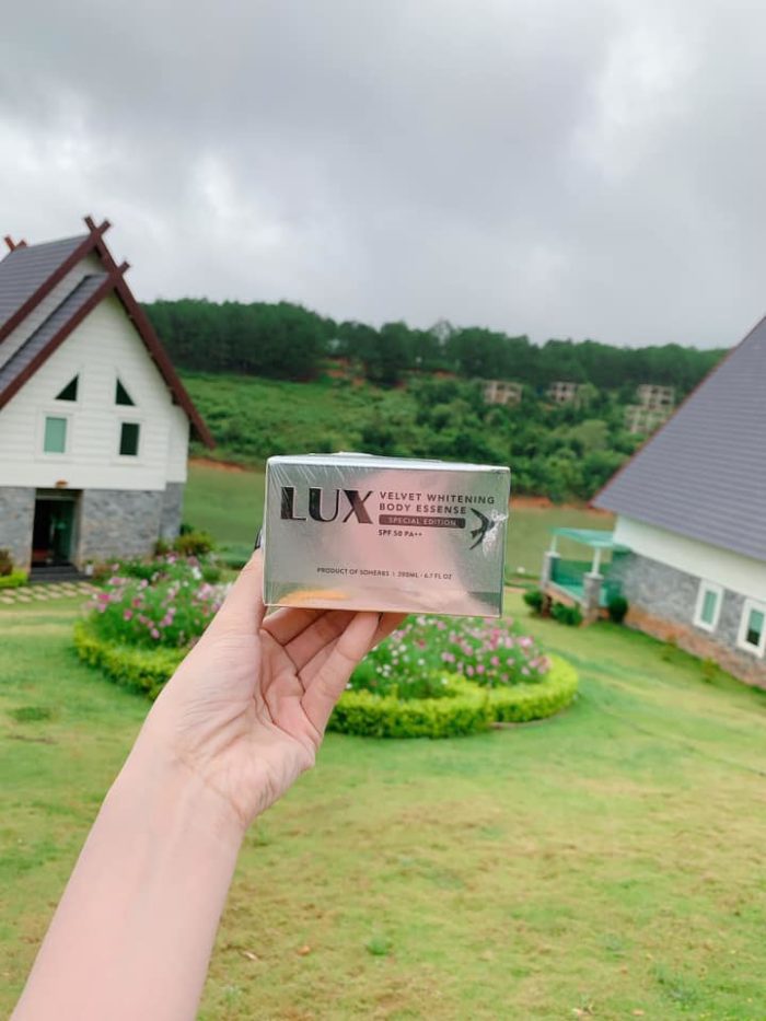 kem duong trang da tinh chat yen tuoi collagen lux velvet whitenning 11