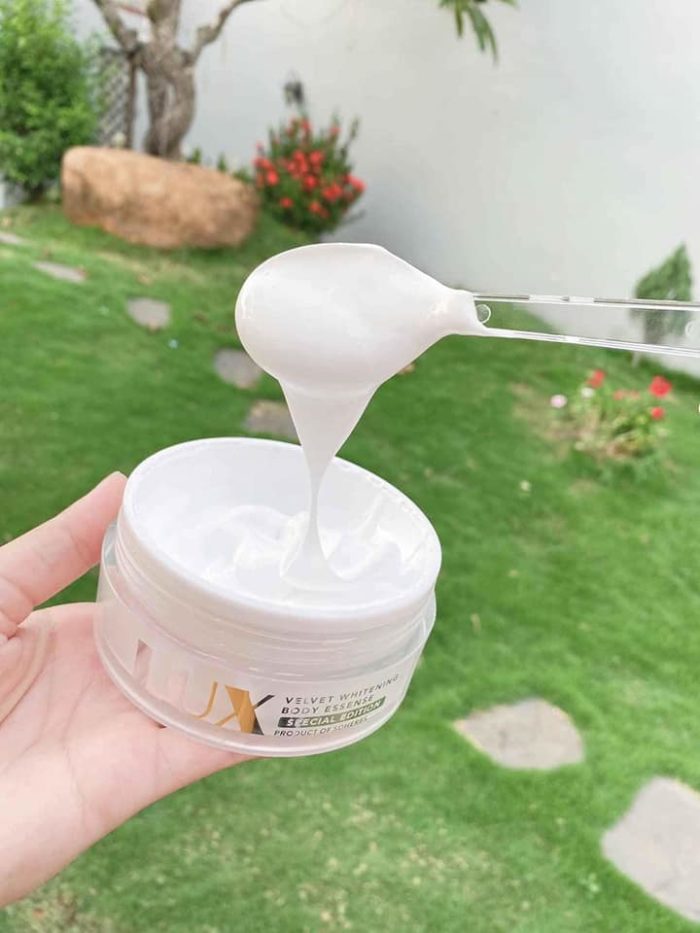 kem duong trang da tinh chat yen tuoi collagen lux velvet whitenning 6