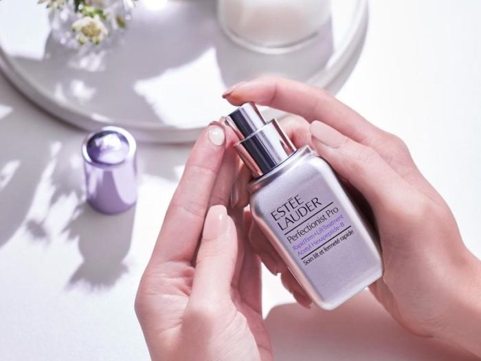 tinh chat san chac tre hoa da estee lauder perfectionist pro 8
