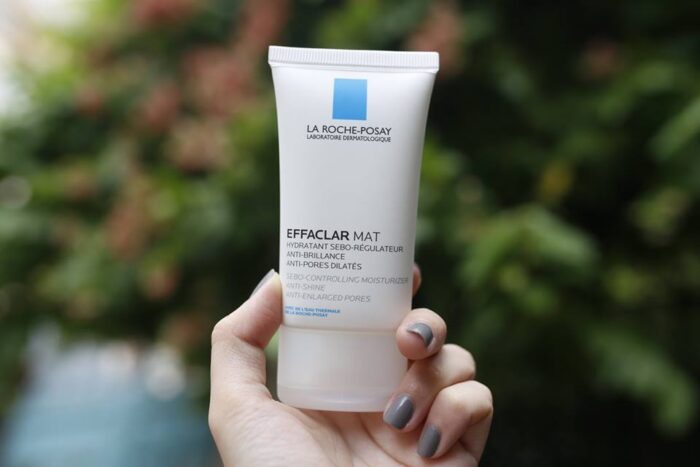 kem duong am kiem dau la roche posay effaclar mat 11