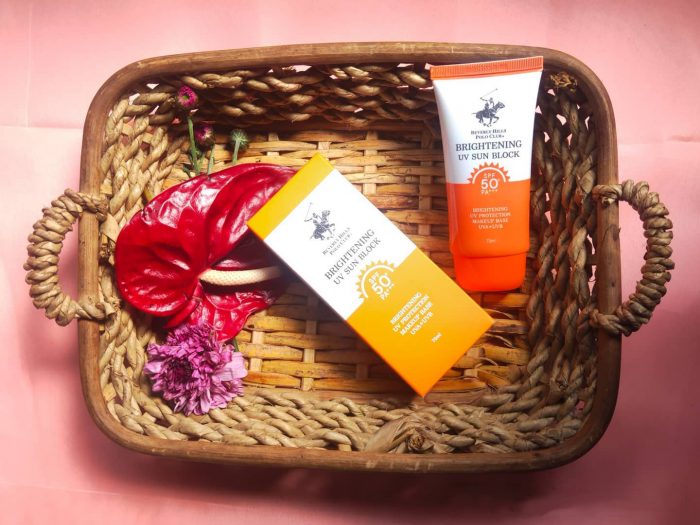 kem chong nang brightening uv sun block spf50 pa 5