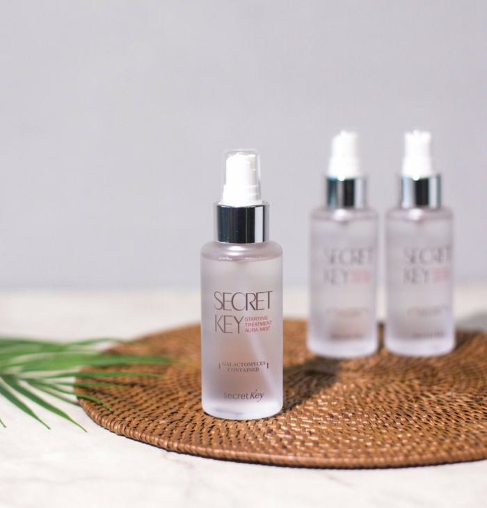 xit khoang duong trang da secret key starting treatment aura mist 3