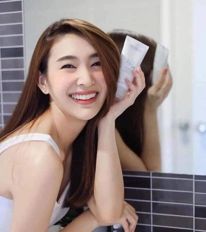 Kem đánh răng Nuskin AP24 Whitening Fluoride Toothpaste