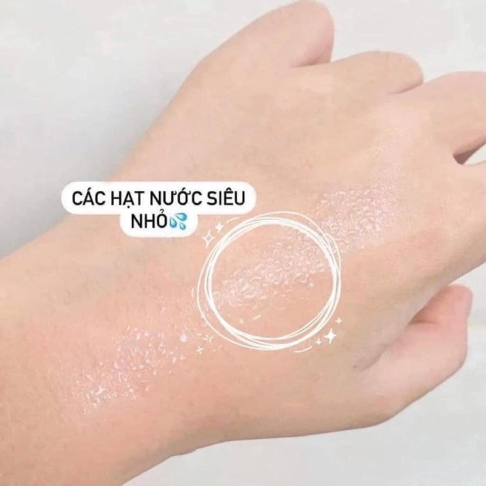 Xịt Khoáng Khóa Nền Catrice Prime And Fine Multitalent Fixing Spray