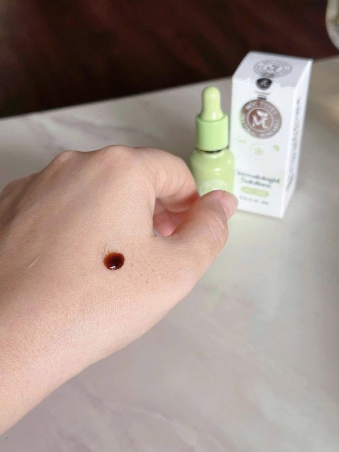 Serum Mộc Tuyết Dermatologist Solutions
