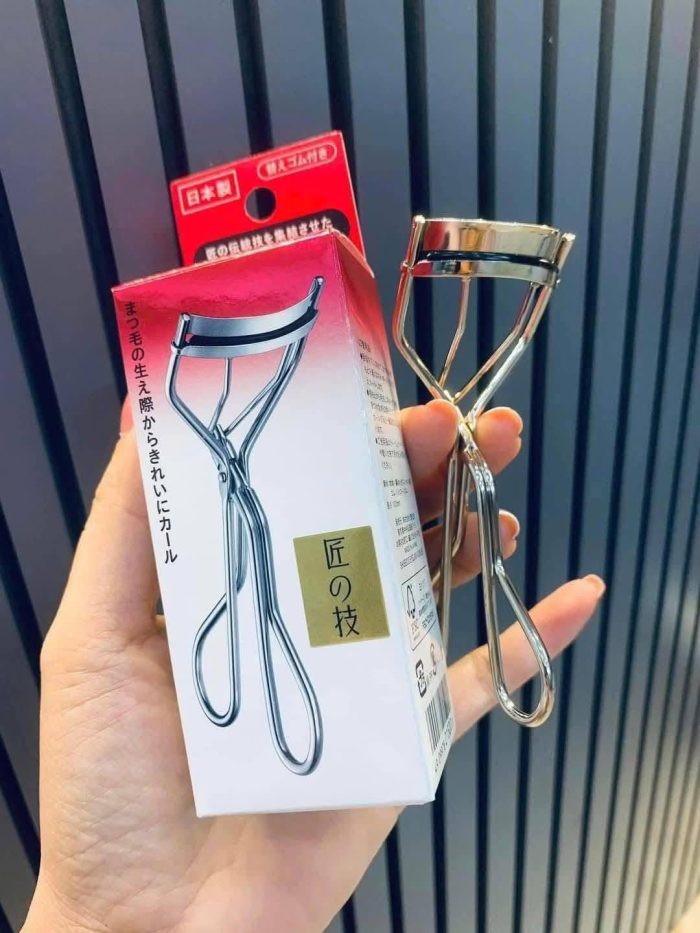 Kẹp mi Shu Uemura Eyelash Curler