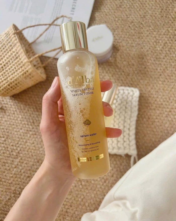 Nước hoa hồng d’Alba Vita Toning Serum Toner