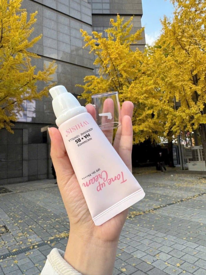 Kem chống nắng Whisis Tone Up Cream