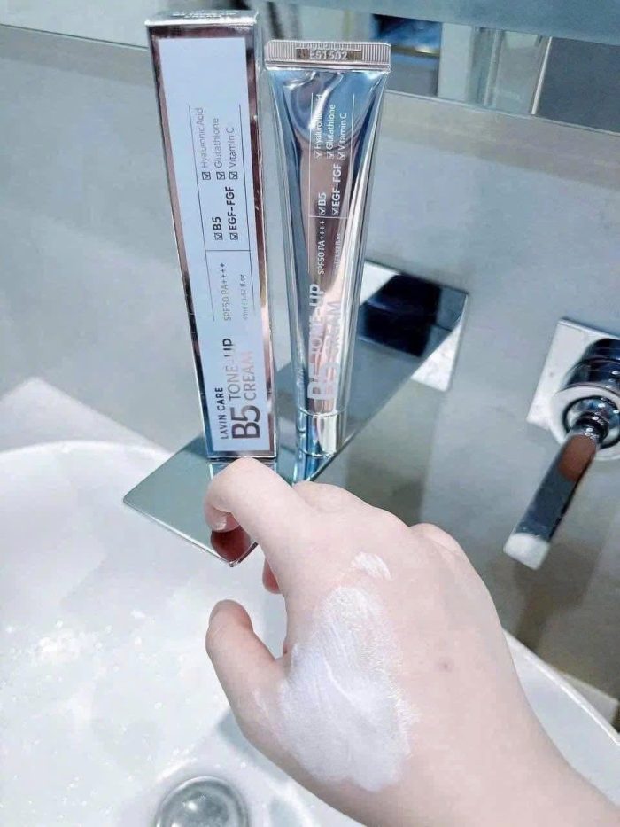 Kem dưỡng Dermaxilic B5 Tone-up Cream