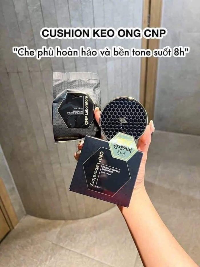 Phấn nước CNP Laboratory Propolis Ampule In Cushion