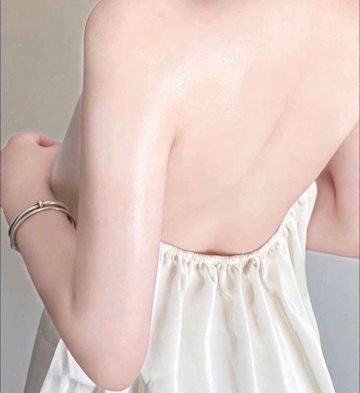 Kem Dưỡng Body L Occitane Amande Hạnh Nhân