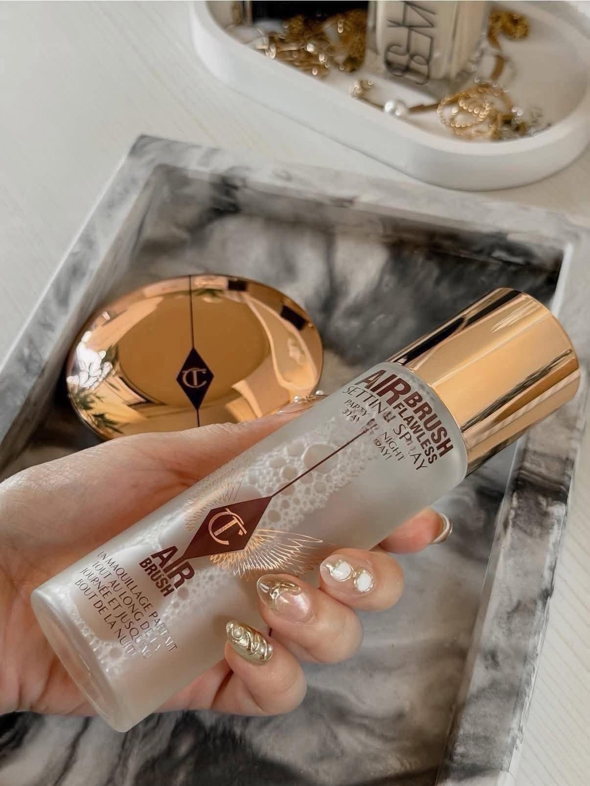 xit khoa nen charlotte tilbury8