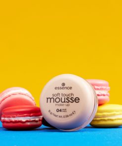 phan tuoi essence soft touch mousse make up4